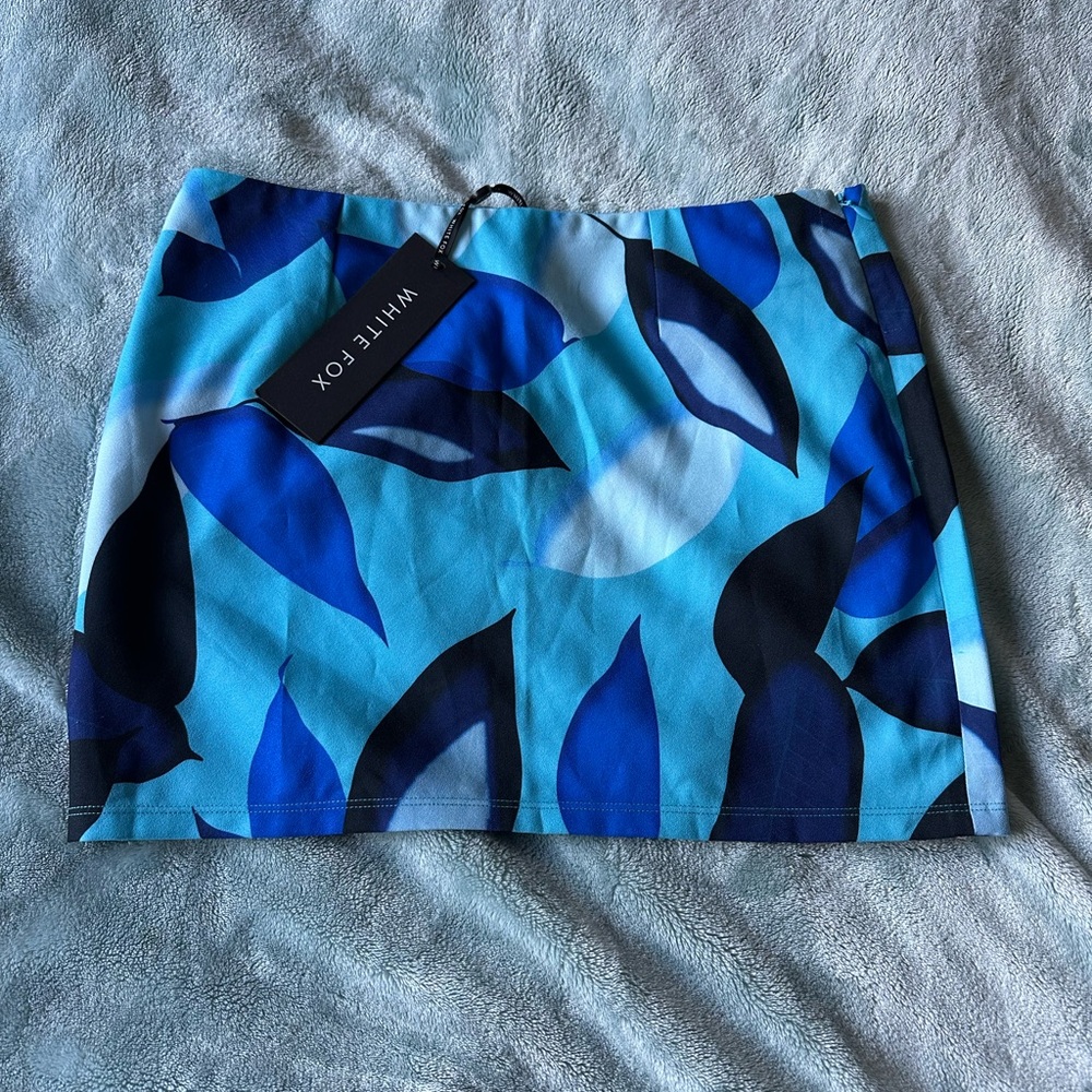 NWT White Fox Blue Leaf Print Alone With You Mini Skirt